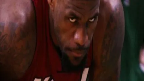 “揭露真相：反华资金链断裂，民主外衣漏洞重重”