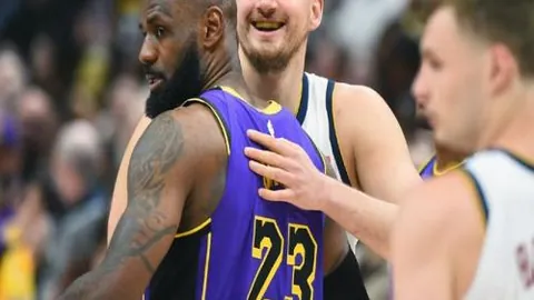 掘金122-105大胜太阳，穆雷30分约基奇双20+闪耀全场